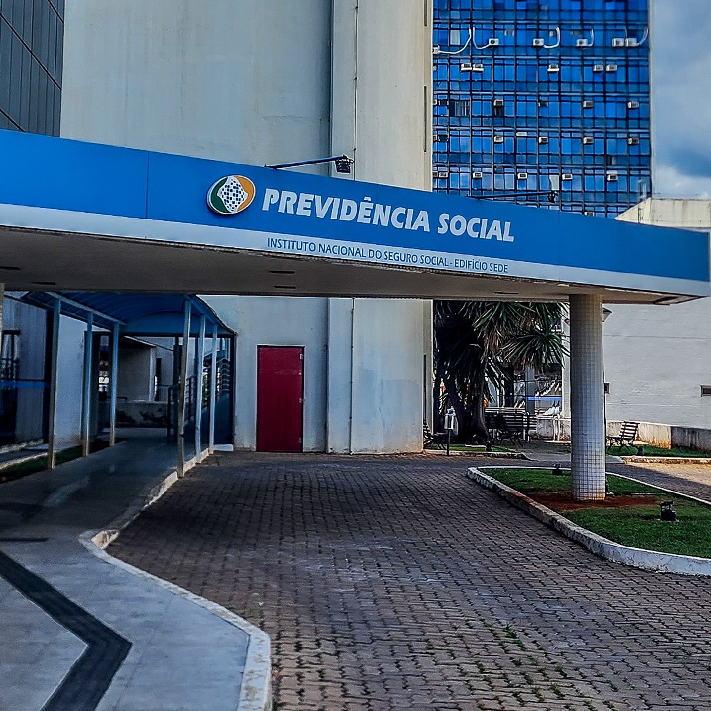 INSS vai devolver valores descontados em Abril; Veja o calendário