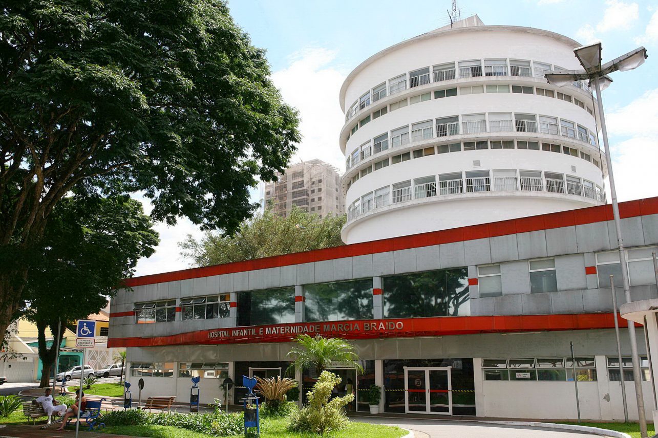 Mãe desesperada: Bebê convulsionando é liberado e segue sem neurologista em São Caetano do Sul