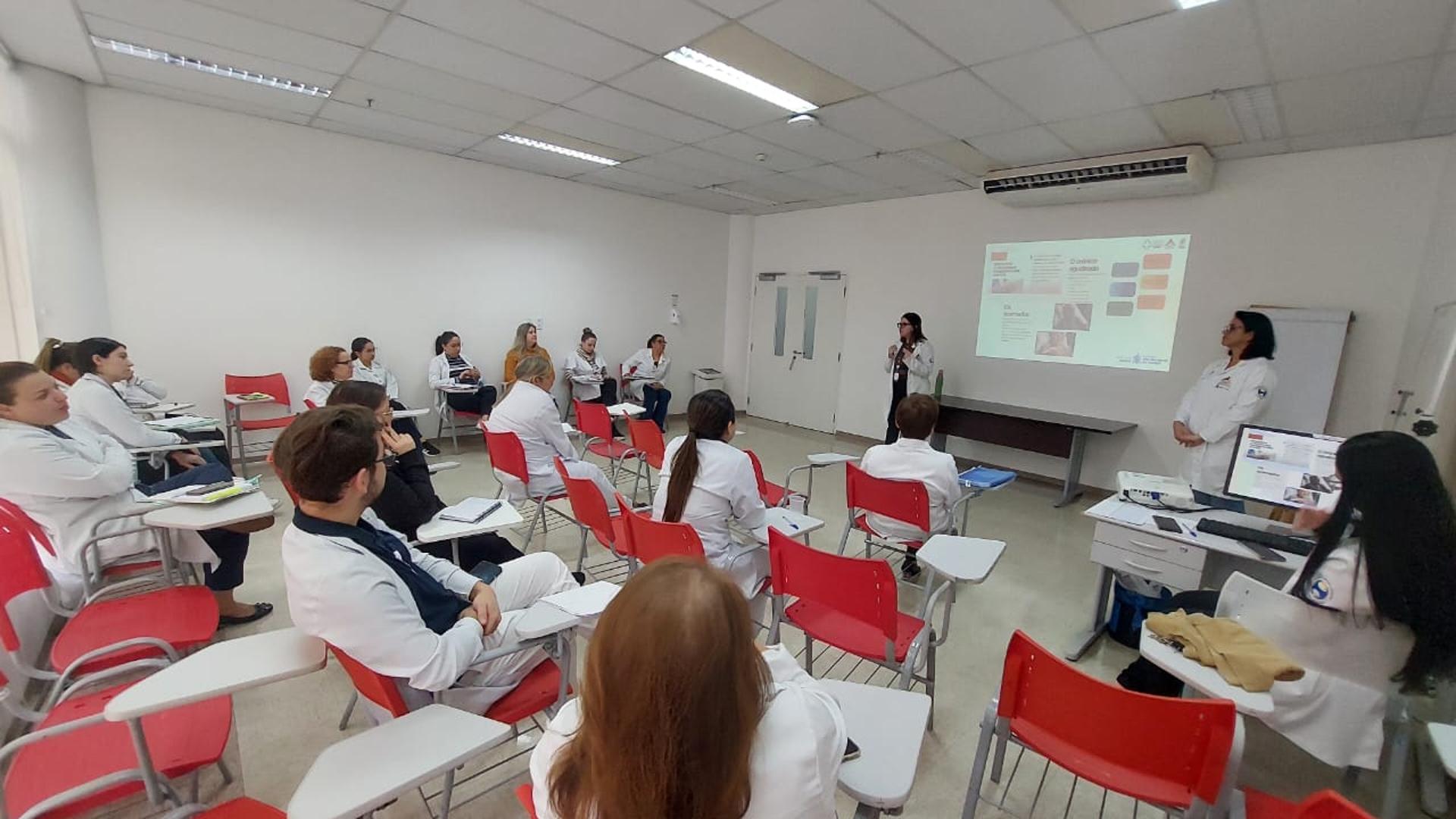 São Bernardo Qualifica Equipes Para Ampliar O Cuidado Em Casa