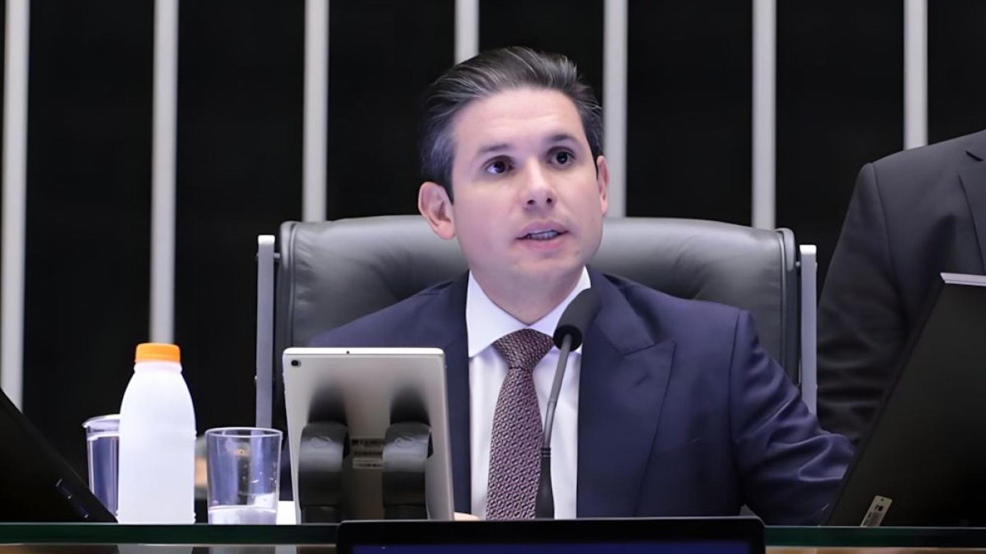 Câmara Aprova Urgência Para Pl Da Anistia: Um Freio À Caneta De Magistrados?