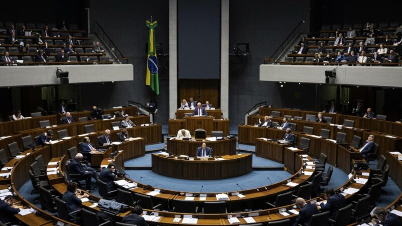 ‘Dorminhocos’ Aprovam Voto Secreto E Foro Para Chefes De Partido