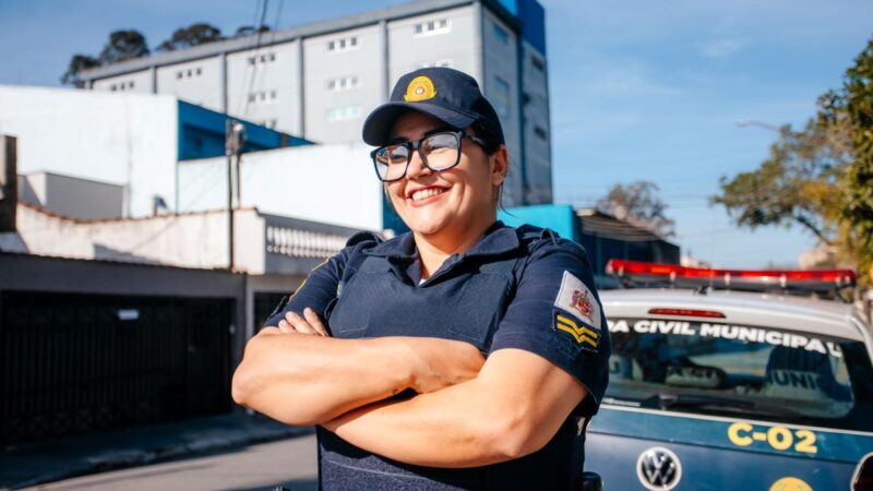 Heroína Da Gcm Salva Menino De Incêndio Em São Bernardo