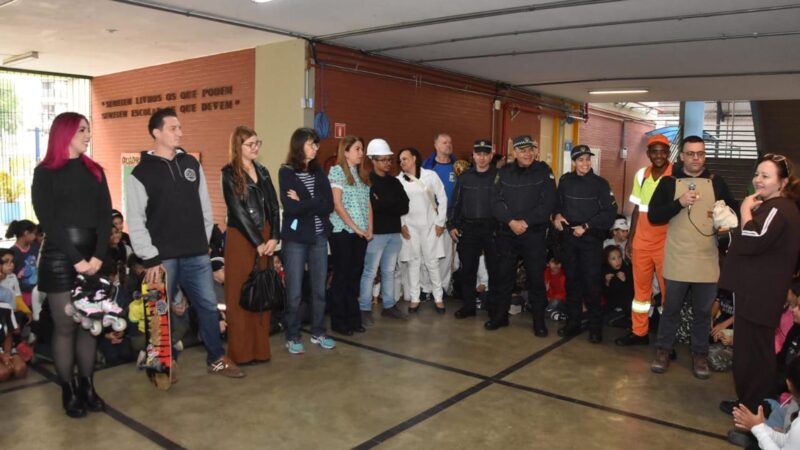 Alunos de Santo André se inspiram em encontro sobre profissões e futuro