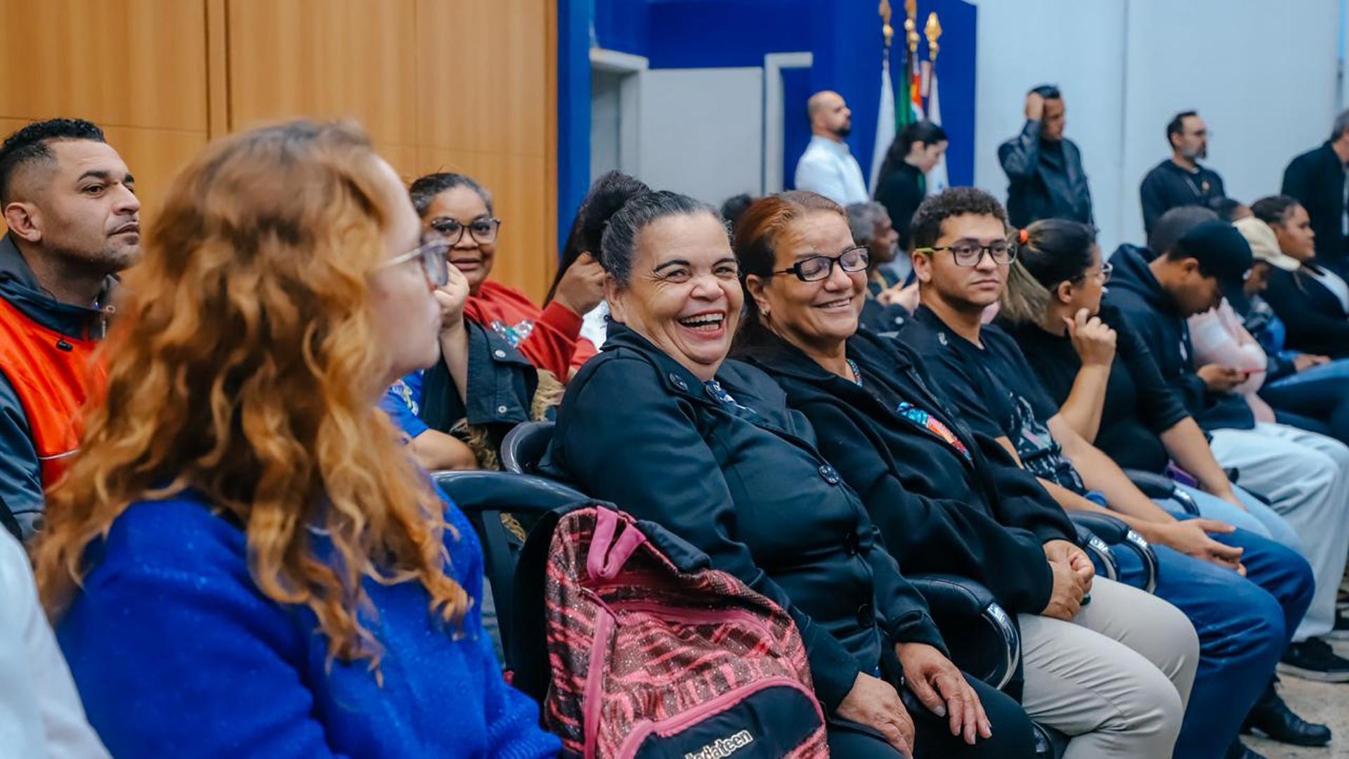 Com reajuste de 51%, São Bernardo paga quase R$ 100 mil e surpreende cooperados.