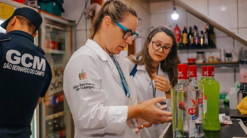 Crime contra a saúde: São Bernardo interdita quatro locais por bebidas adulteradas com metanol