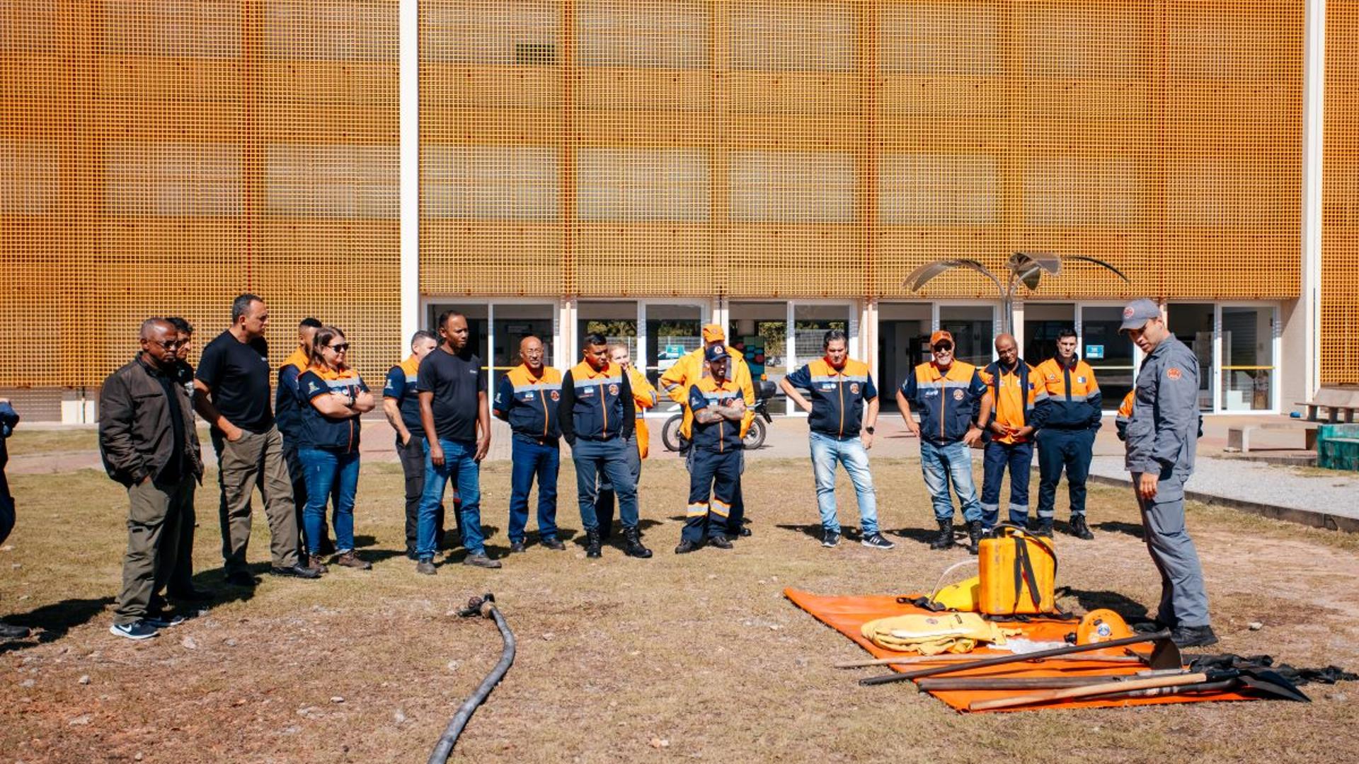 Defesa Civil de São Bernardo em ação: simulado de acidente na Anchieta com 11 vítimas