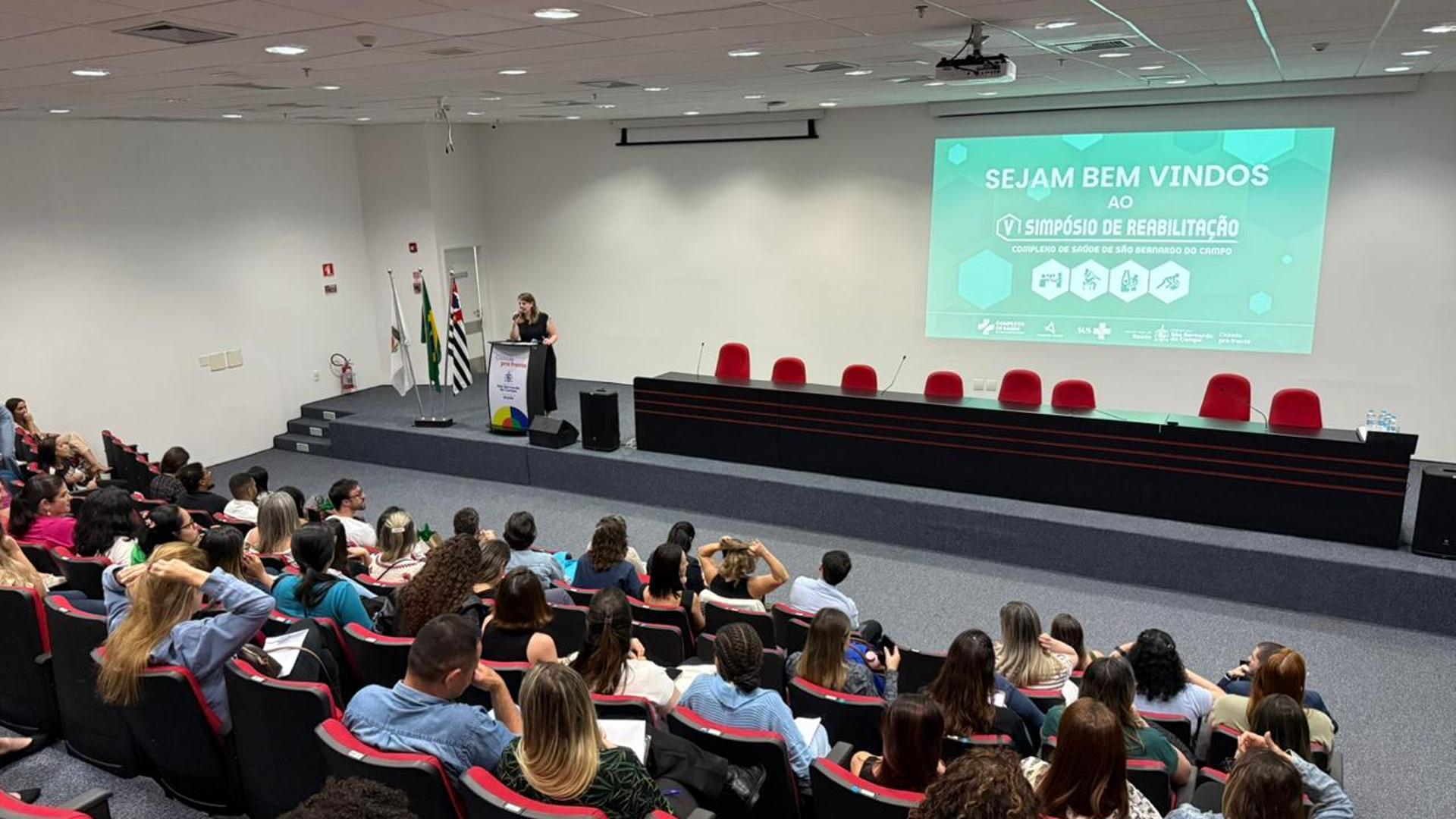 São Bernardo sedia simpósio de reabilitação com mais de 150 profissionais e palestras inspiradoras