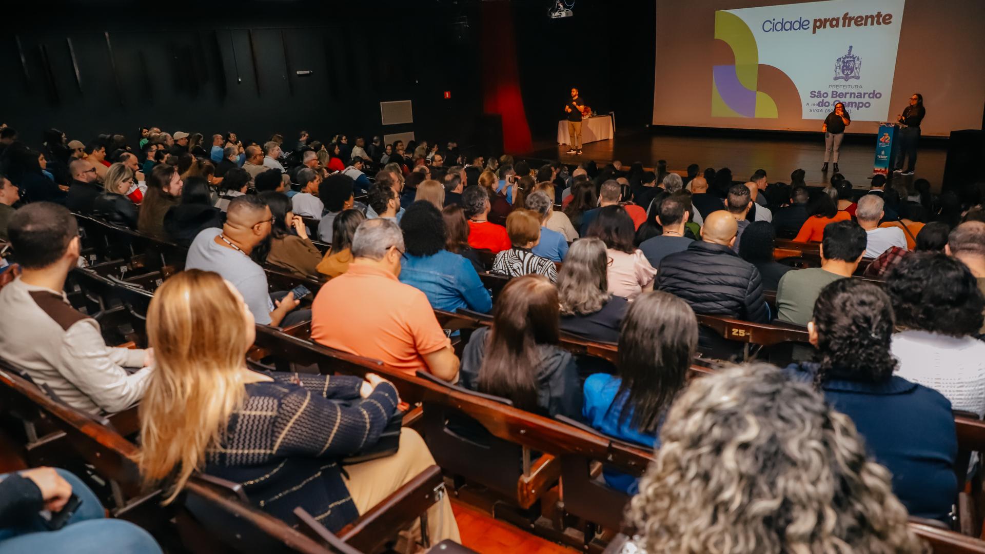 São Bernardo: servidores entre os melhores do Brasil ganham folga no aniversário e progressões.