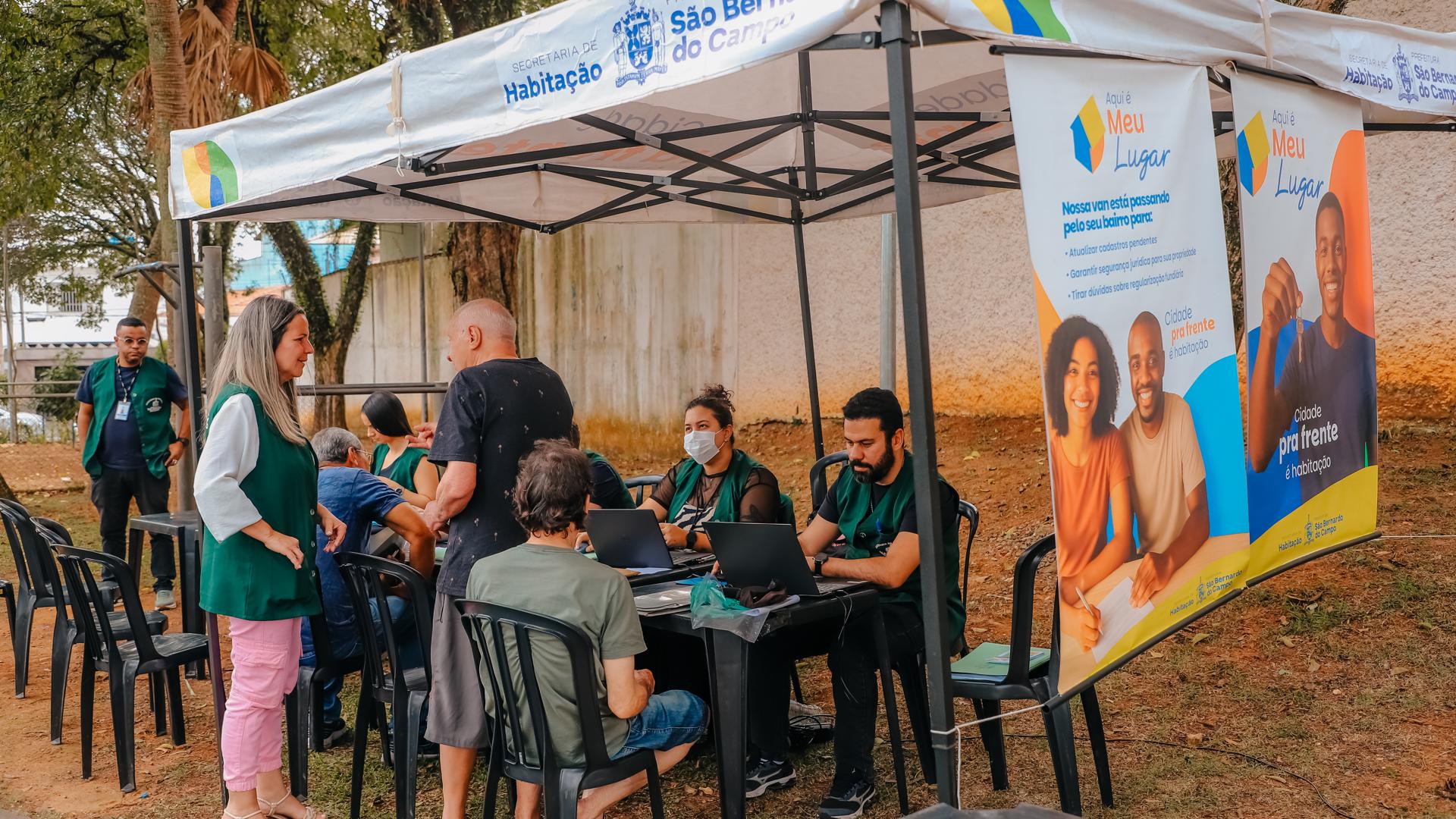 Unidade móvel da Prefeitura de São Bernardo leva regularização fundiária gratuita à sua porta; confira as datas