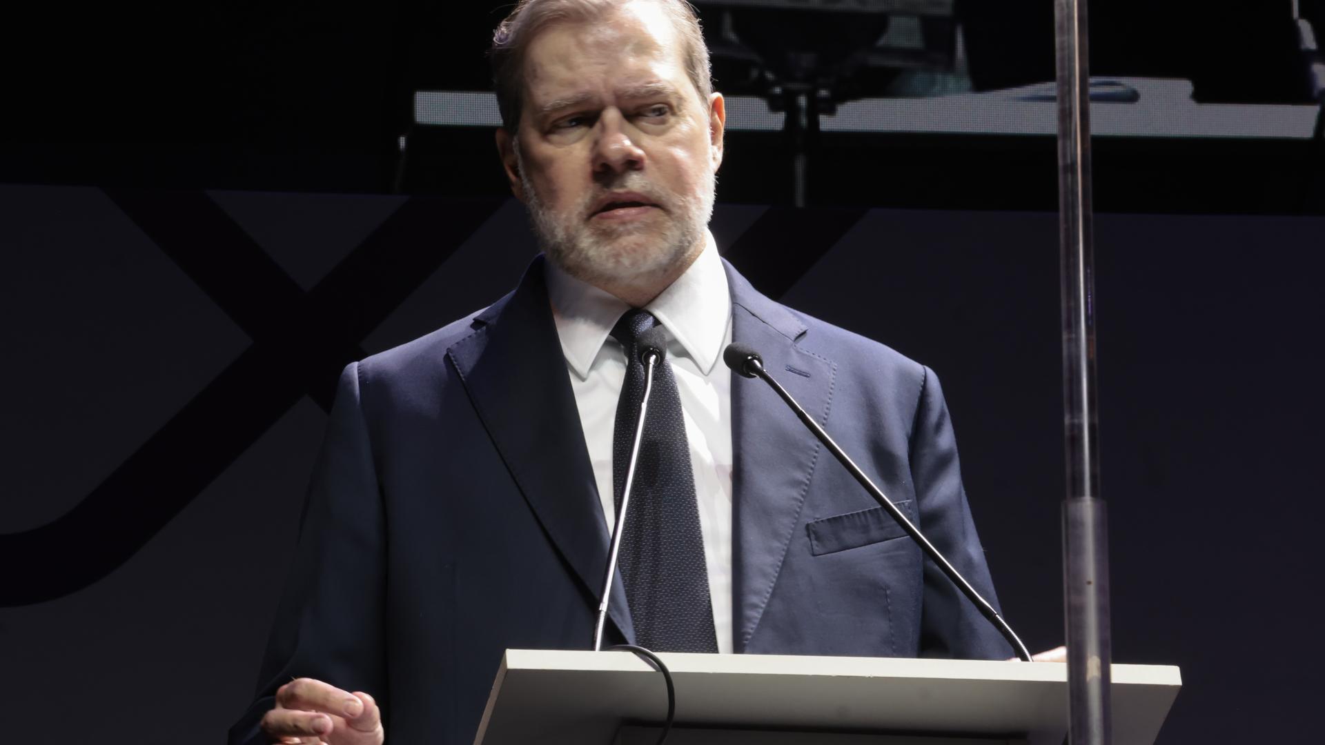 Toffoli exige mensagens de banqueiro e revela sociedade com cunhado de investigado.