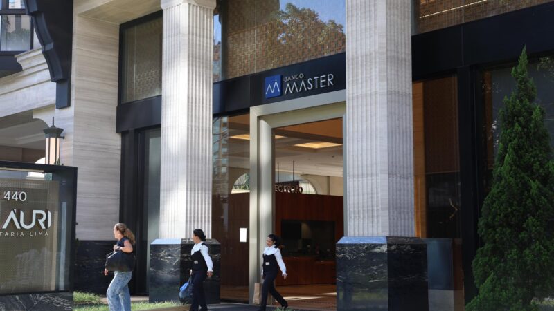 Celular de banqueiro revela contatos com Lula, Ciro Nogueira e Hugo Motta