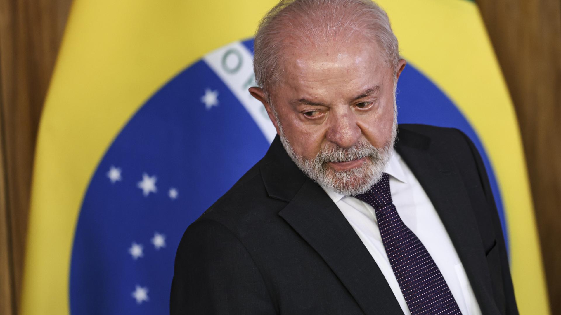 Em meio a apurações do INSS, Lulinha abre empresa na Espanha. Coincidência?